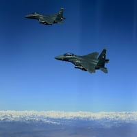 26 ноември - Две американски ВВС F -15E Strike Eagles се приближават до цел на мисията в източния афганистан за печат на плакат