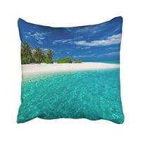 Зелен Фиджи бял пясъчен тропически плаж с палми и синя лагуна върху слънчев ден възглавница възглавница за възглавница